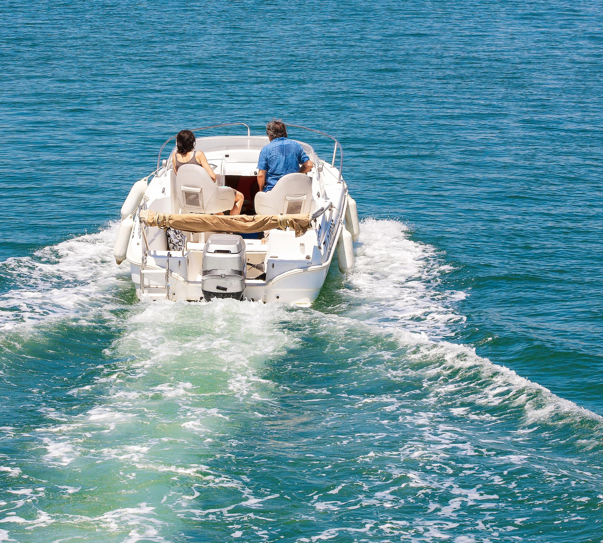 Balade en bateau à partir de l'hôtel le Ressac à Campomoro